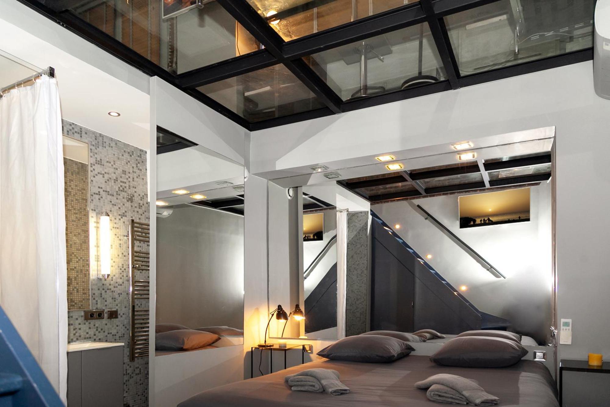 Loft Atypique Avec Terrasse, Calme Et Cosy Apartment Paris Exterior photo