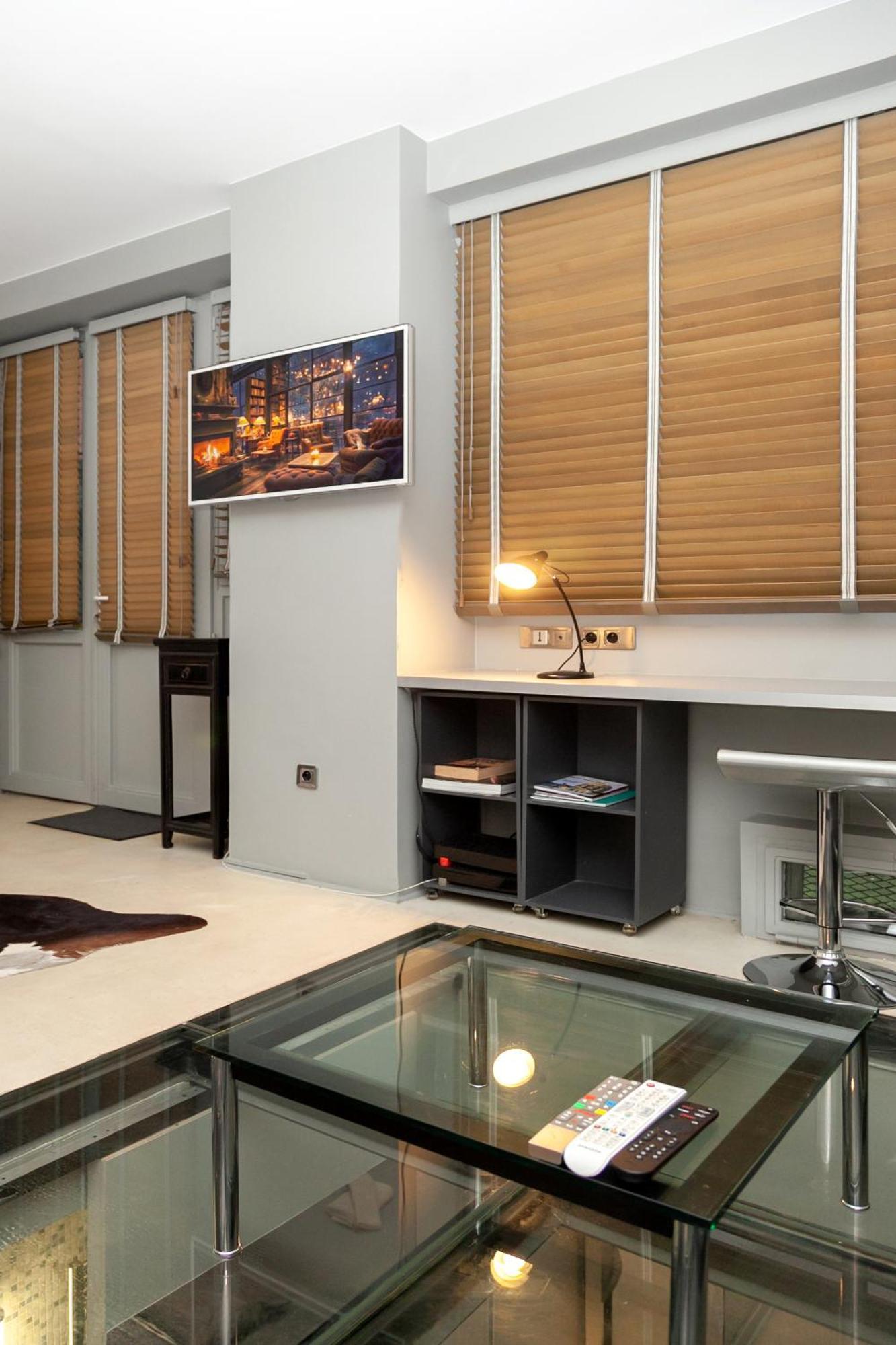 Loft Atypique Avec Terrasse, Calme Et Cosy Apartment Paris Exterior photo