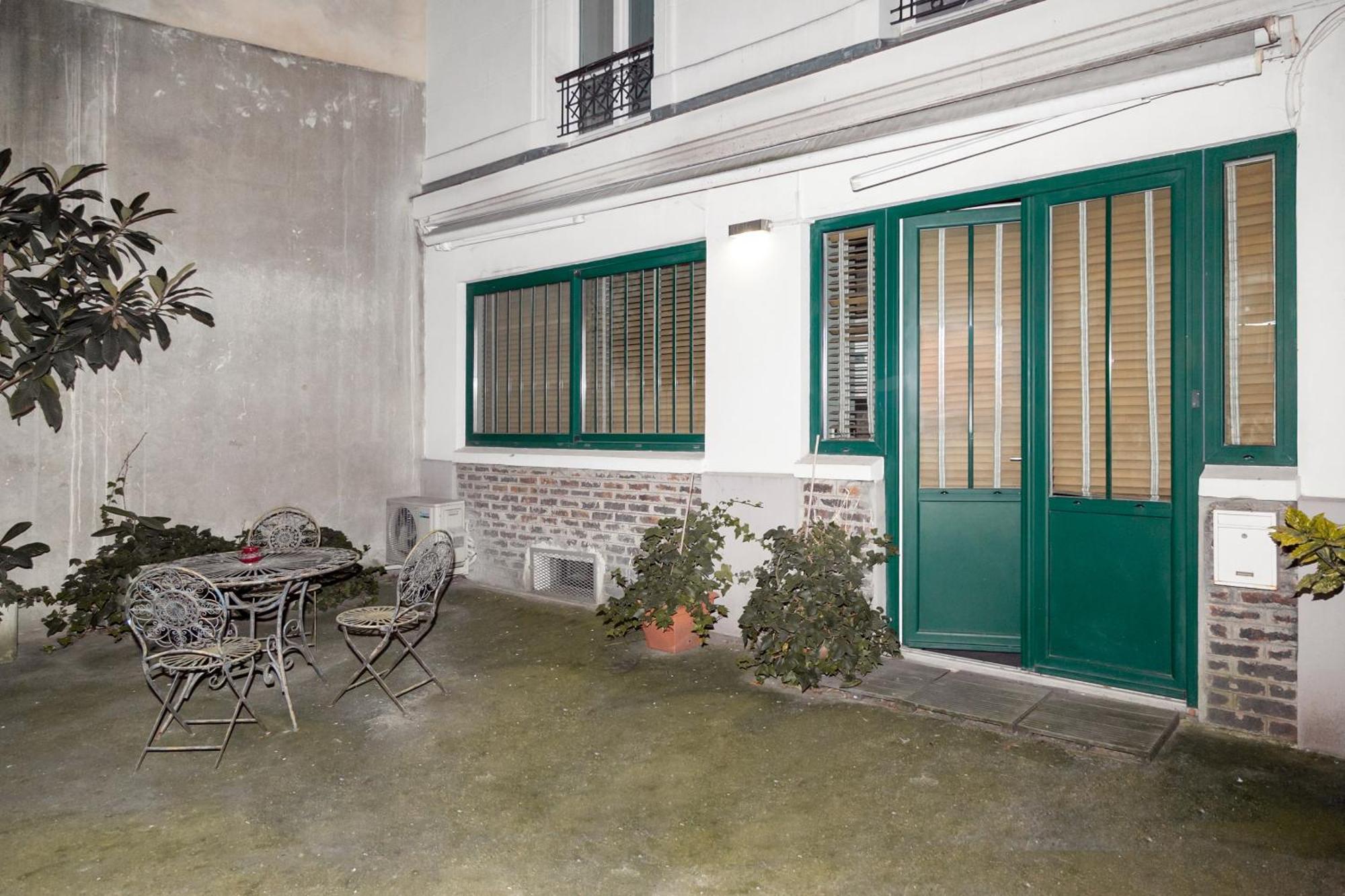 Loft Atypique Avec Terrasse, Calme Et Cosy Apartment Paris Exterior photo